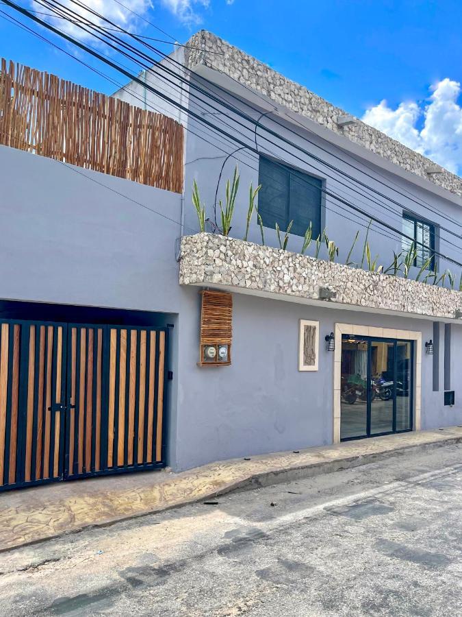Ariche Valladolid Hotel & Hostal Exterior foto